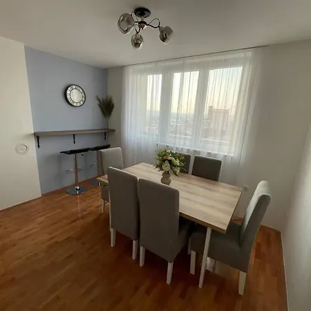 Kula Apartment